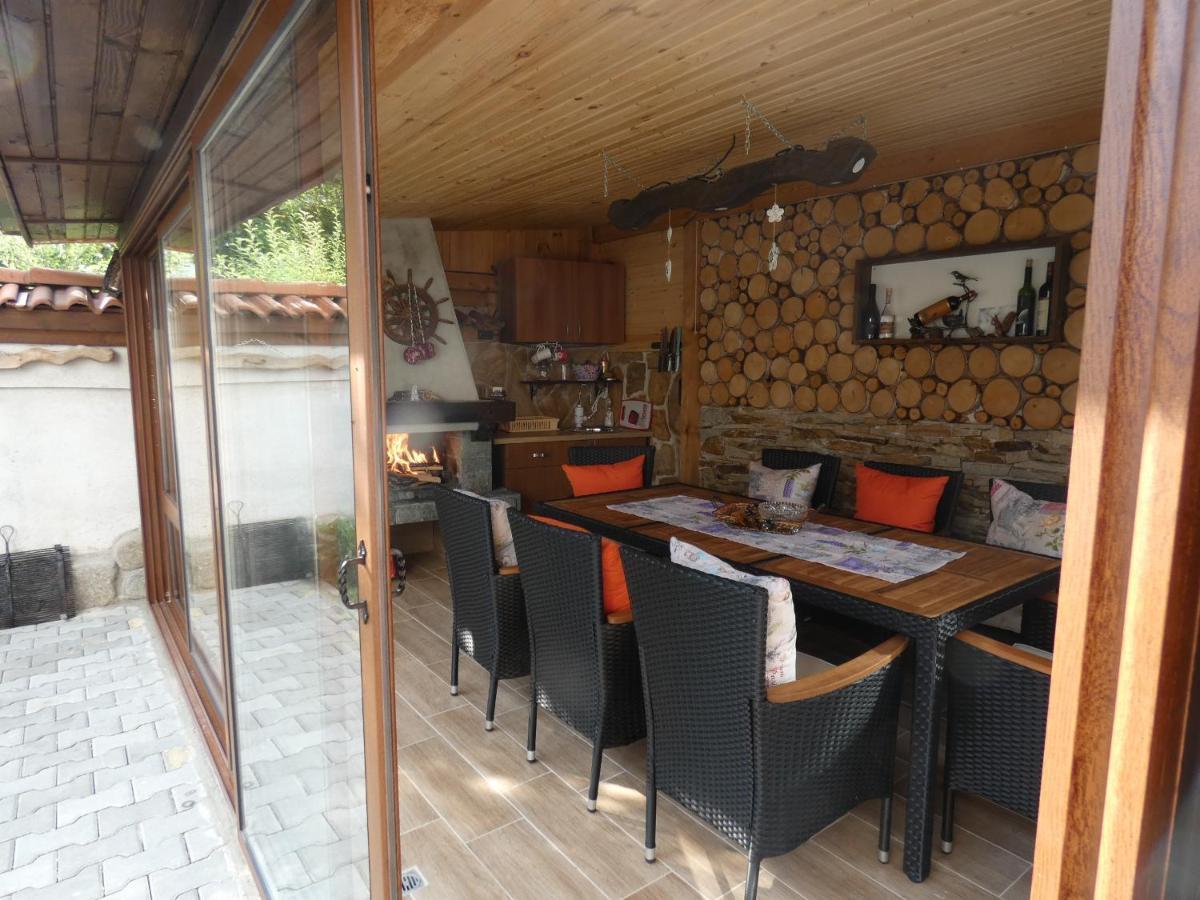 Ice Jewel Chalet: Ski-Ready Retreat Near Bansko Gondola Exterior photo